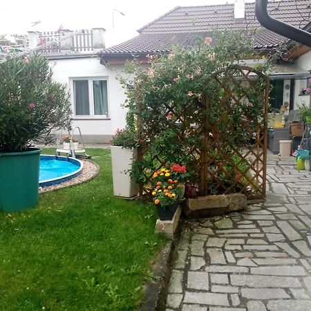 Studio Jindřichŭv Hradec Exterior photo